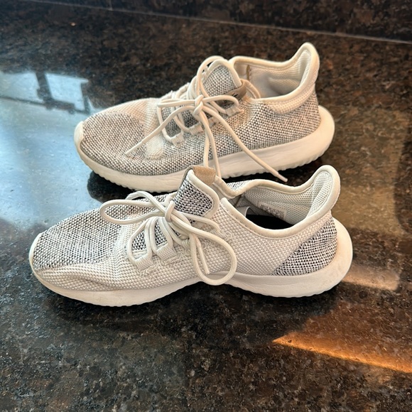 ADIDAS TUBULAR - Picture 3 of 7